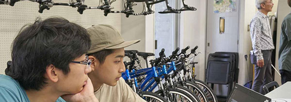 도쿄사이클디자인전문학교 자전거프로덕트코스 학생 1.jpg