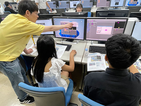 일본전자전문학교 IT와 디자인을 동시에 배운다 5.jpg