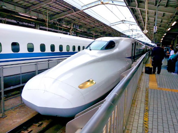 일본 신칸센 그란클래스 2.jpg