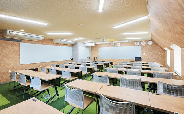 도쿄미라이AI＆IT전문학교 11.jpg