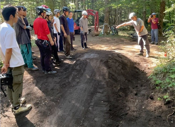 도쿄사이클디자인전문학교 MTB 트레일 빌더 강좌 리얼 7.jpg