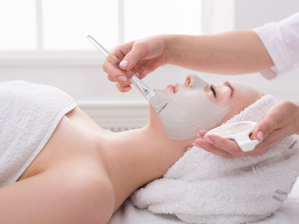 사치가 아닌 선택 일본 여성들의 에스테틱 소비 2.png