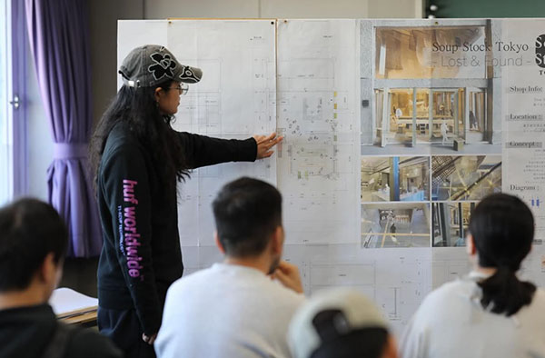 ICS컬리지오브아츠 실제 브랜드 매장 설계 수업 2.jpg