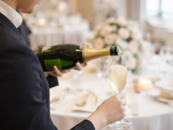 결혼식장 스태프는 하루 종일 무엇을 할까 2.png