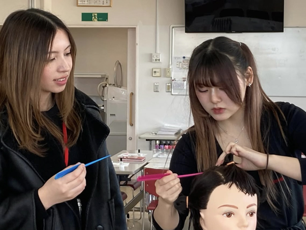 일본 미용 헐리우드미용전문대학교 초보자가 프로가 되는 과정 2.jpg